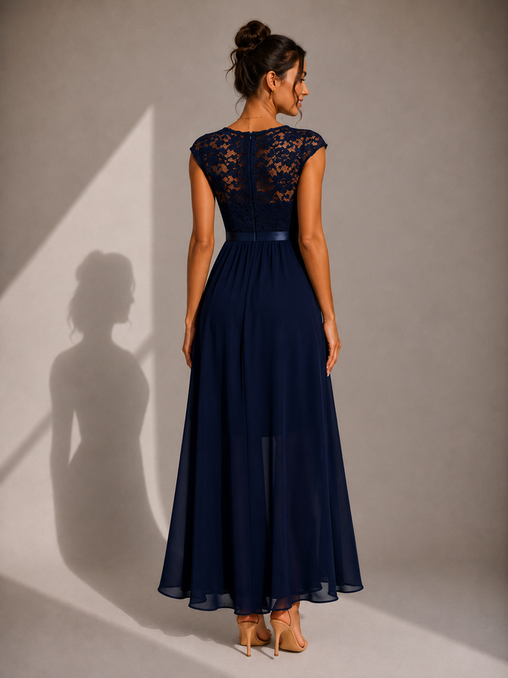 Winsome - Flowing A-Line Maxi Dress